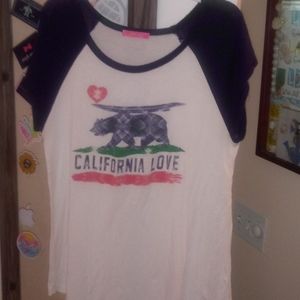 T-shirt. FINAL PRICE.